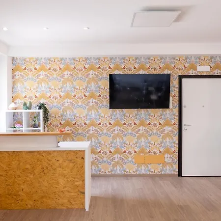 Sicily In 2 - & Breakfast B&B 타오르미나