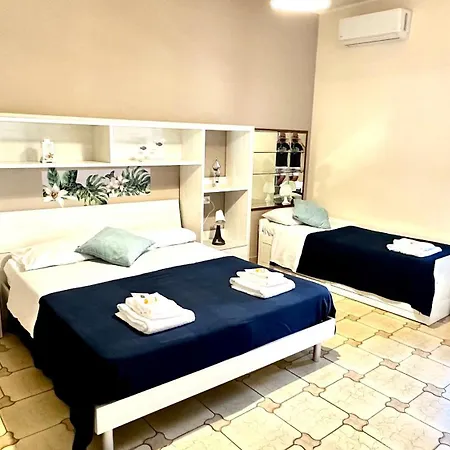 Sicily In 2 - & Breakfast 3* 타오르미나