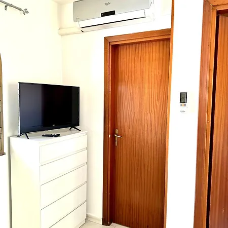 Sicily In 2 - & Breakfast B&B 타오르미나