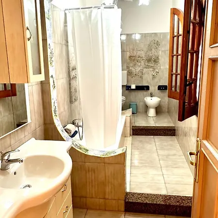 Sicily In 2 - & Breakfast 3*