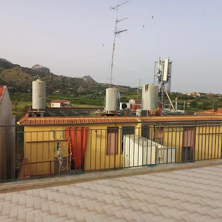 Sicily In 2 - & Breakfast B&B