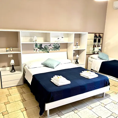 B&B Sicily In 2 - & Breakfast